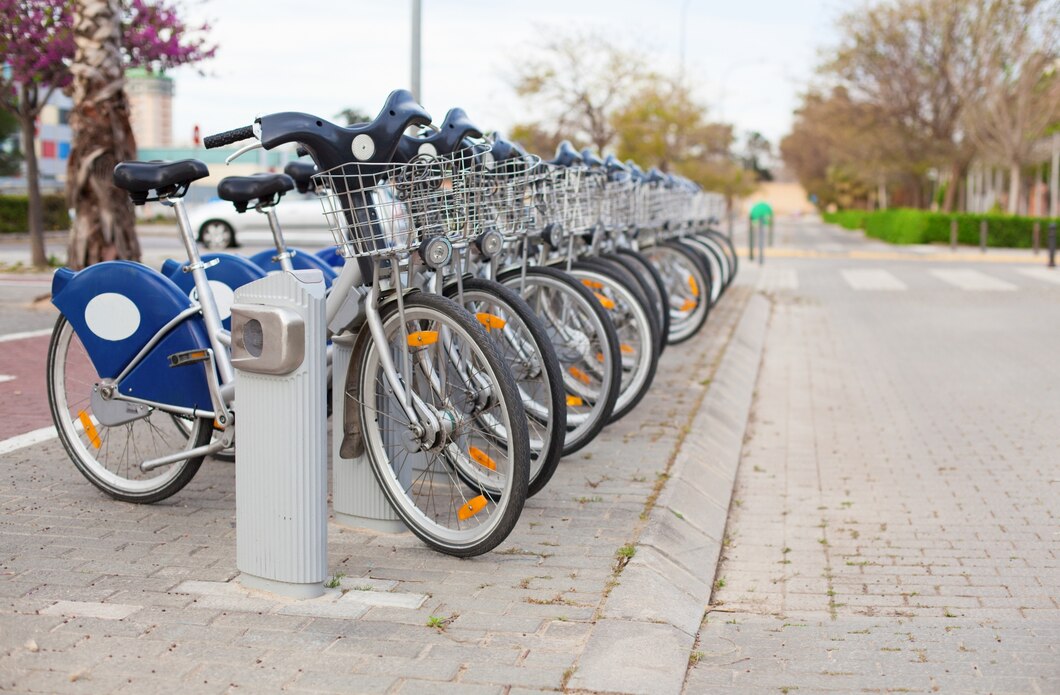 Jak efektywnie wykorzystać przestrzeń parkingową dzięki innowacyjnym rozwiązaniom do przechowywania rowerów